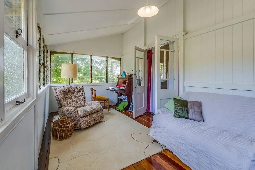 Tarran Villa North Tamborine 0*,  Australia