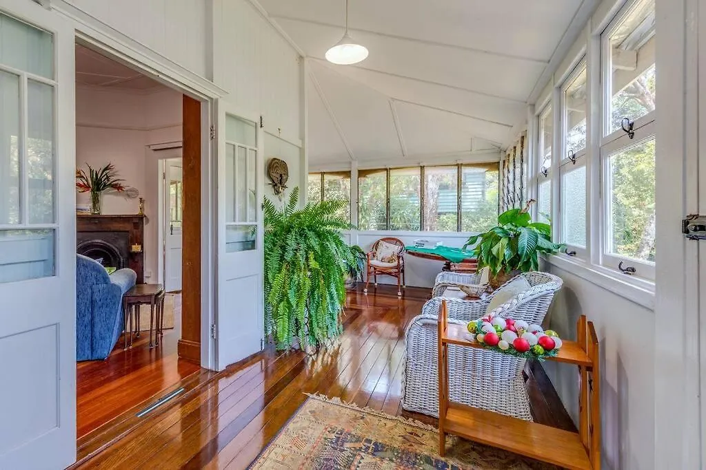 Tarran Villa North Tamborine 0*,  Australia
